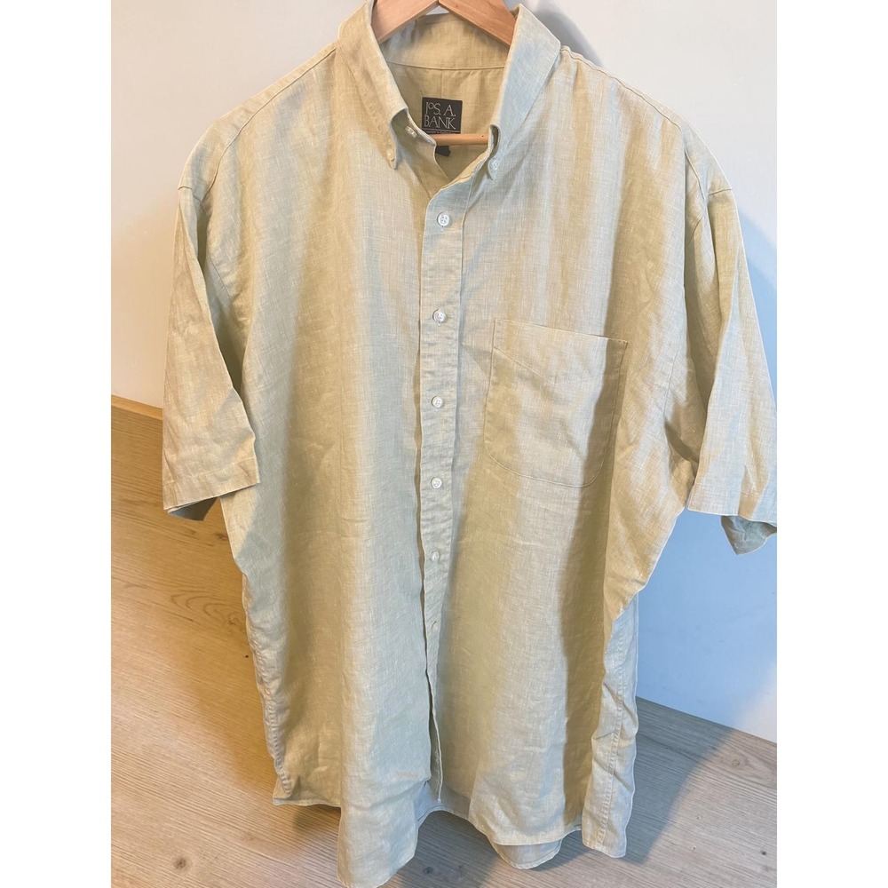 Jos. A. Bank 100% Linen Mens XL light green button down short sleeved shirt